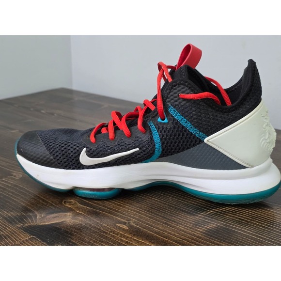 Nike LeBron Witness 4 Men\'s Sneakers Size 10.5 Black White Red Mid Top‎ Sneakers